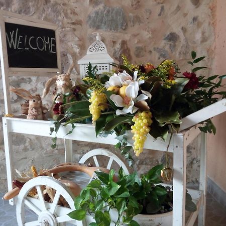 Lo Sporting Bed&Breakfast Nasino Экстерьер фото